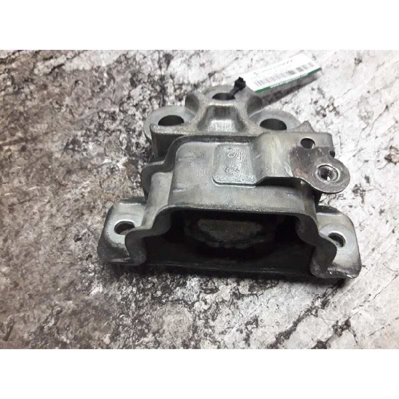 Recambio de soporte motor izquierdo para fiat tipo ii (356) sedan referencia OEM IAM