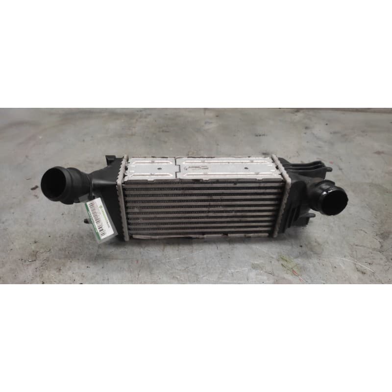 Recambio de intercooler para peugeot 407 st sport pack referencia OEM IAM 9645682880 - Negro