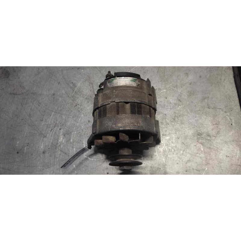 Recambio de alternador para renault 18 referencia OEM IAM 516009A 2