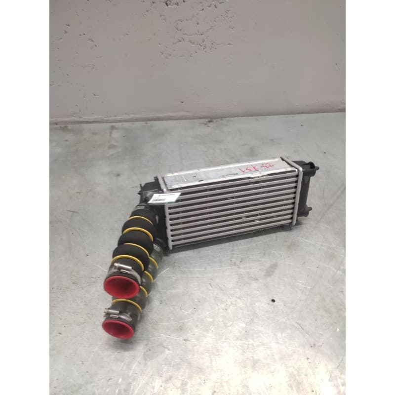 Recambio de intercooler para peugeot 5008 referencia OEM IAM 9800291280