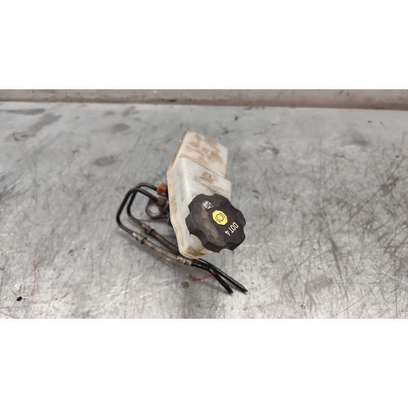 Recambio de bomba freno para opel astra k (b16) 1.6 cdti (68) referencia OEM IAM 32669020 - Blanco 2