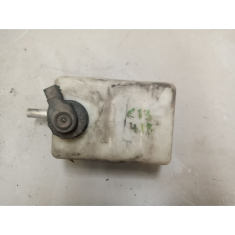 Recambio de bomba freno para iveco daily combi bus referencia OEM IAM - Gris