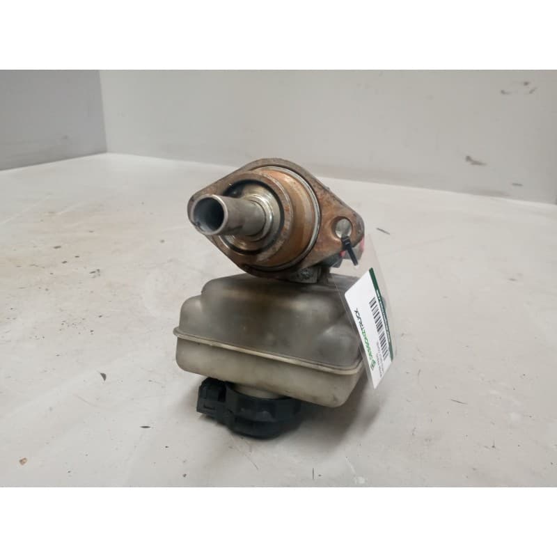 Recambio de bomba freno para iveco daily combi bus referencia OEM IAM - Gris 2