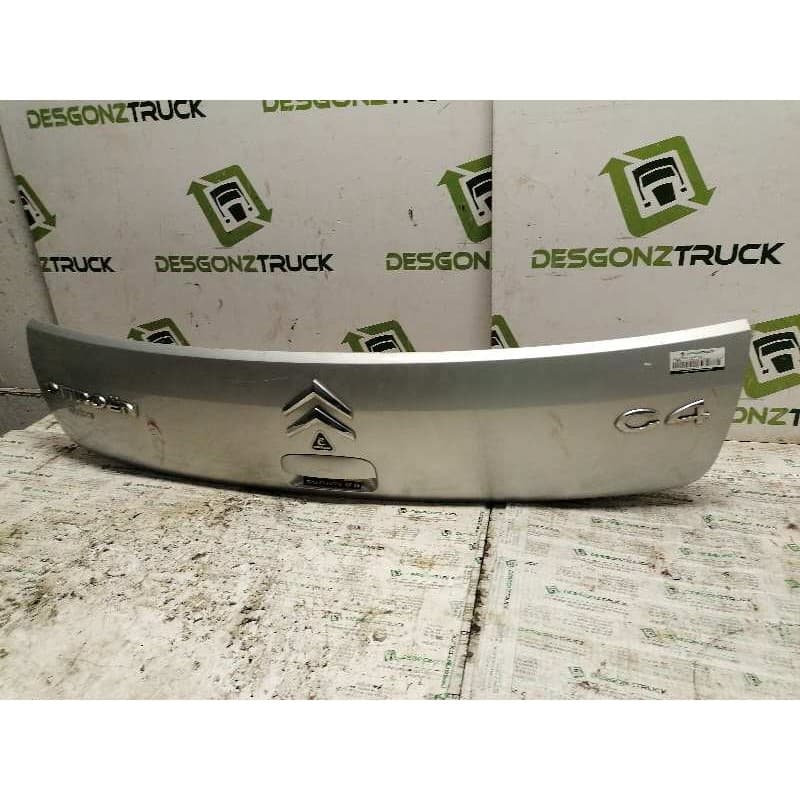 Recambio de molduras traseras para citroën c4 coupe collection referencia OEM IAM - Negro 4