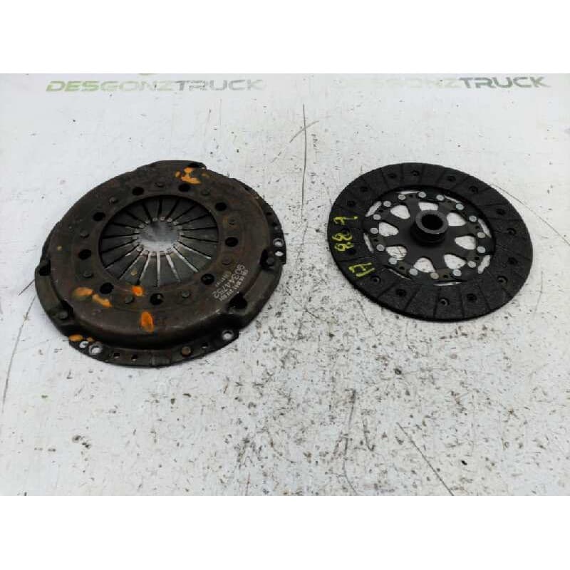 Recambio de kit embrague para opel frontera a básico referencia OEM IAM