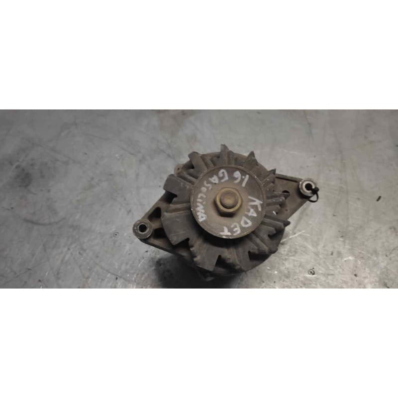 Recambio de alternador para opel kadett e gl berlina referencia OEM IAM