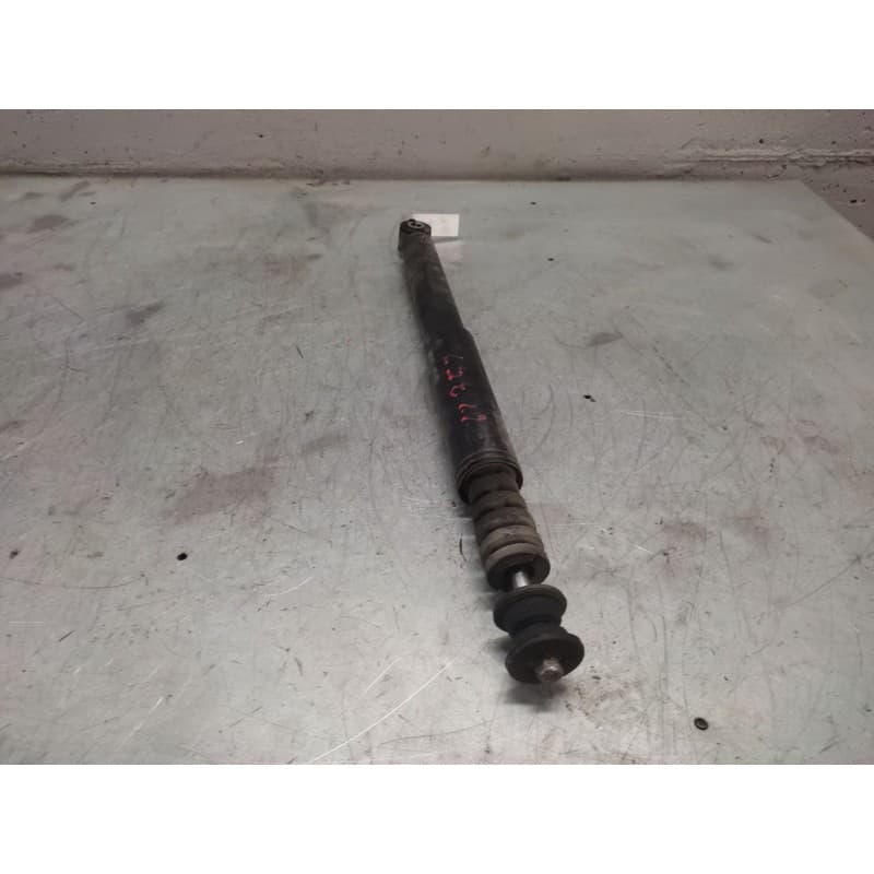 Recambio de amortiguador trasero para renault clio iii dynamique referencia OEM IAM - Plata 2