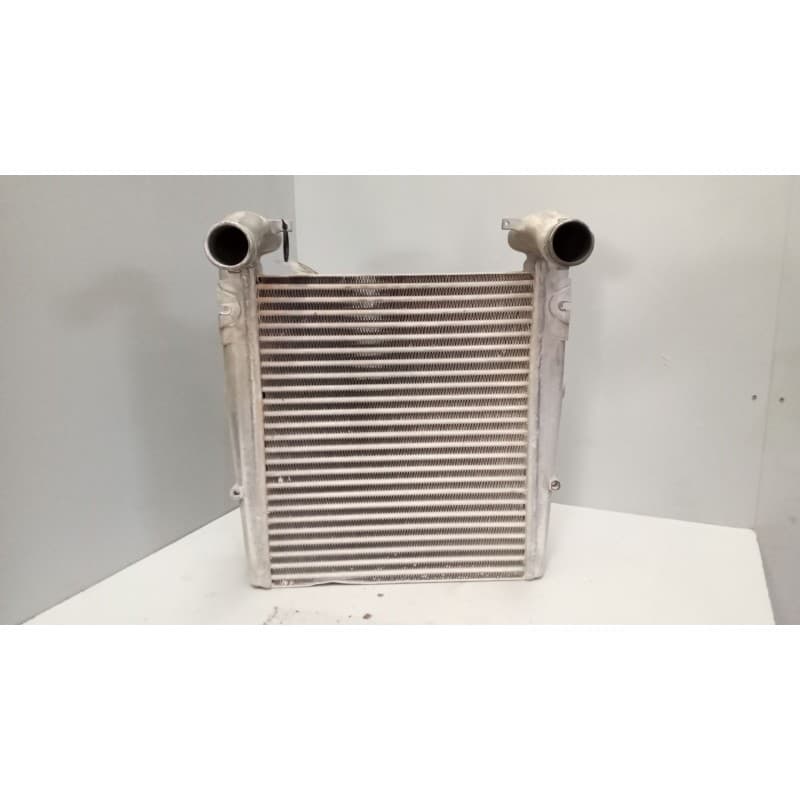 Recambio de intercooler para renault midlum referencia OEM IAM 5010315824 - Blanco 2