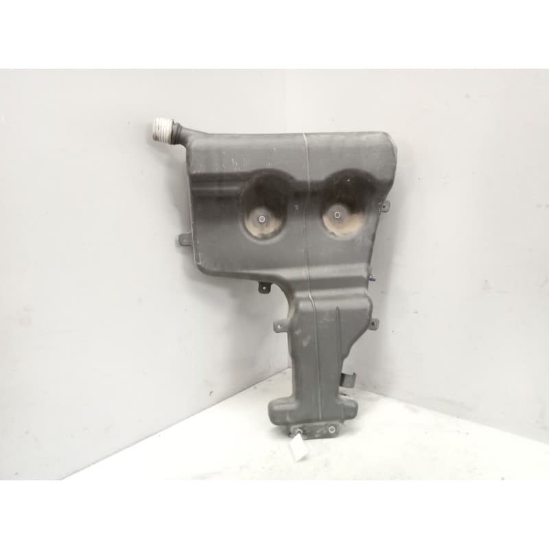 Recambio de deposito limpia para daf xf 106 480 referencia OEM IAM 2046541 3