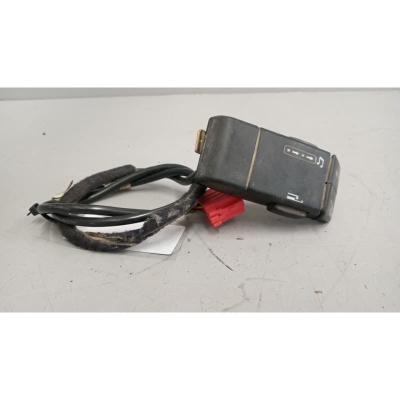 Recambio de mando radio para renault midlum referencia OEM IAM 5010271974 - Blanco