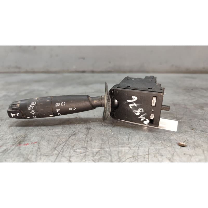 Recambio de mando luces para peugeot 306 (7b, n3, n5) 2.0 hdi 90 referencia OEM IAM - Gris
