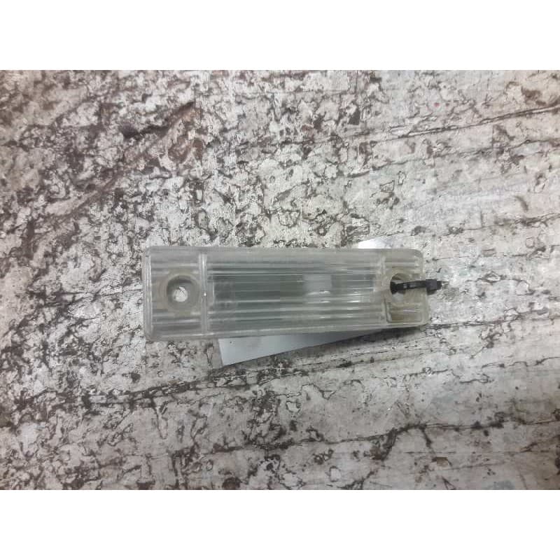 Recambio de piloto matricula para daewoo kalos 1.4 sr referencia OEM IAM - Rojo