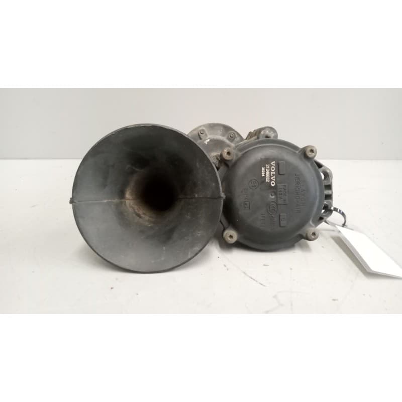 Recambio de claxon para volvo fh 500 12.8 diesel referencia OEM IAM 21246652