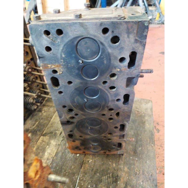 Recambio de culata para perkins .. ... referencia OEM IAM 37116990 3