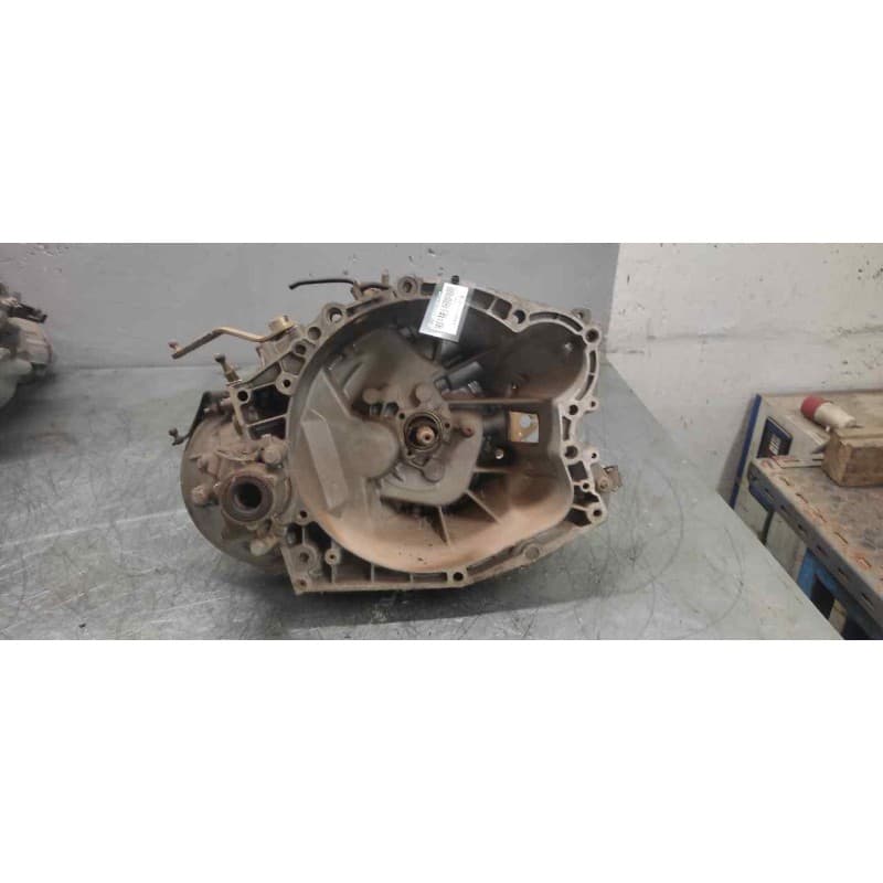 Recambio de caja cambios para peugeot 206 berlina xn referencia OEM IAM 20DL74