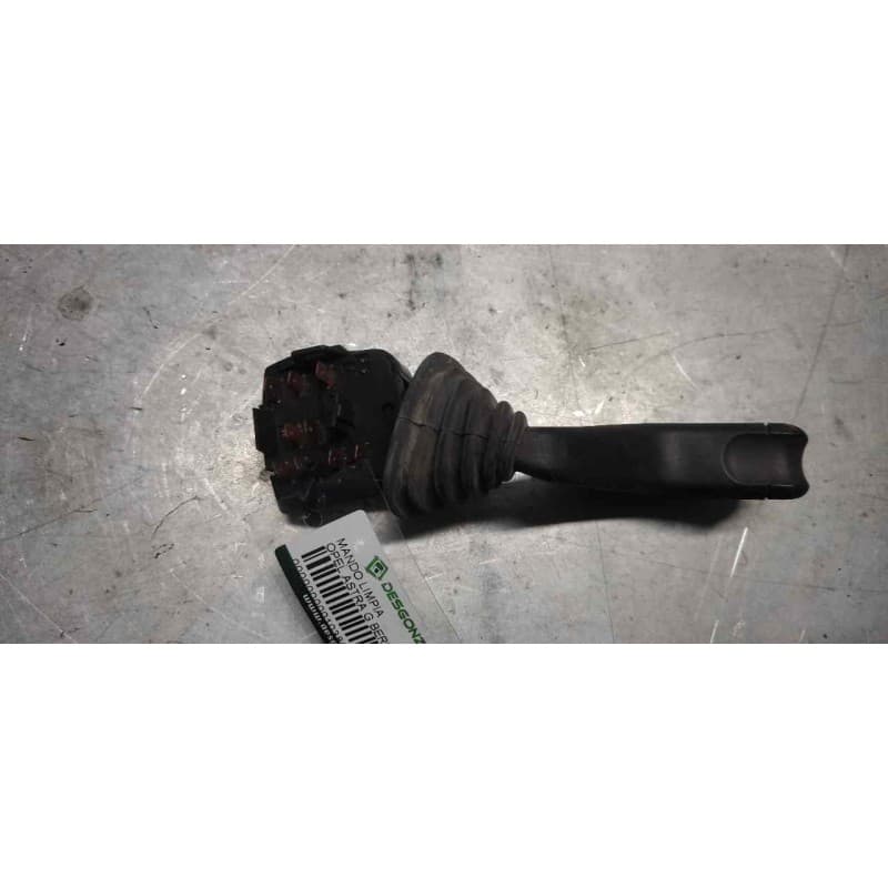 Recambio de mando limpia para opel astra g berlina club referencia OEM IAM  90124931 2