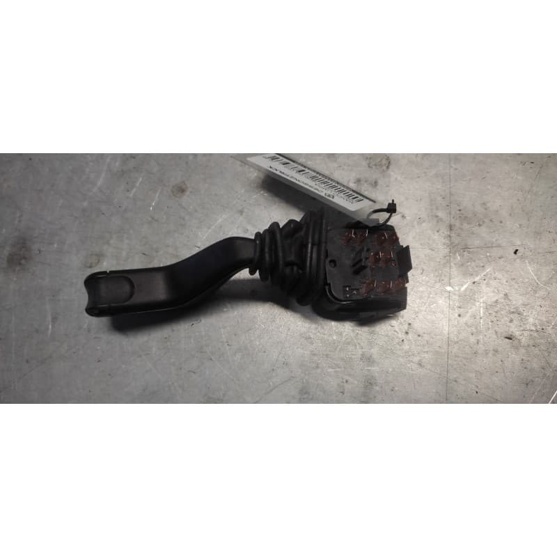 Recambio de mando limpia para opel astra g berlina club referencia OEM IAM  90124931 2