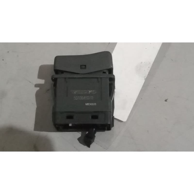 Recambio de interruptor para volvo fl 280 7.2 diesel referencia OEM IAM 5010645070 - Blanco 2