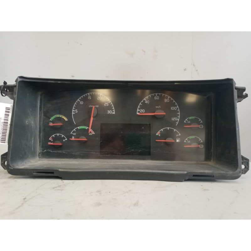 Recambio de cuadro instrumentos para volvo trucks b12b referencia OEM IAM 70329295 - Blanco