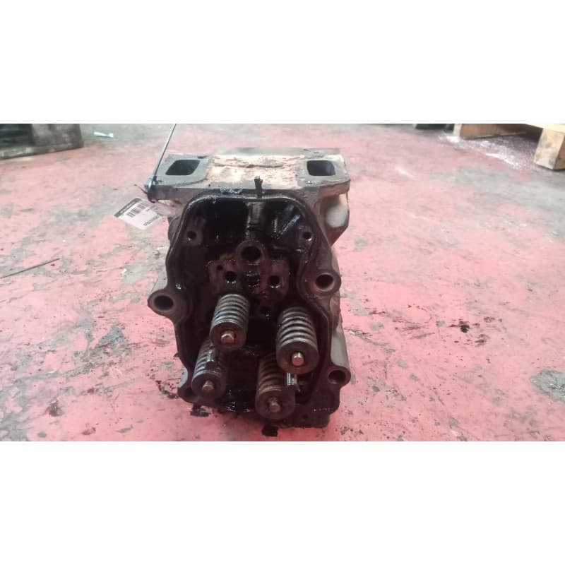 Recambio de culata para scania 4 - series 114 l/380 referencia OEM IAM 1448282