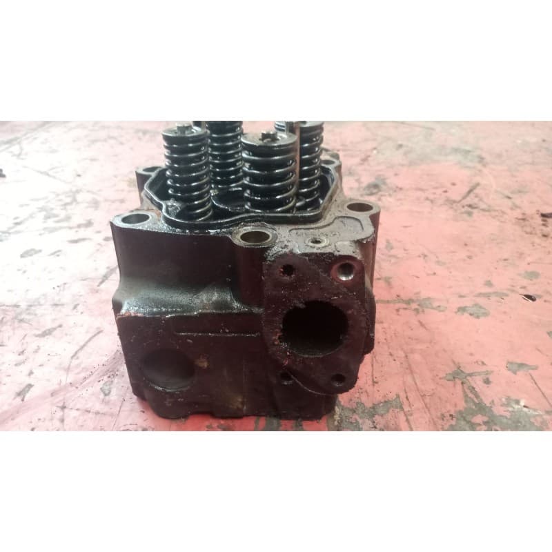 Recambio de culata para scania 4 - series 114 l/380 referencia OEM IAM 1448282 2