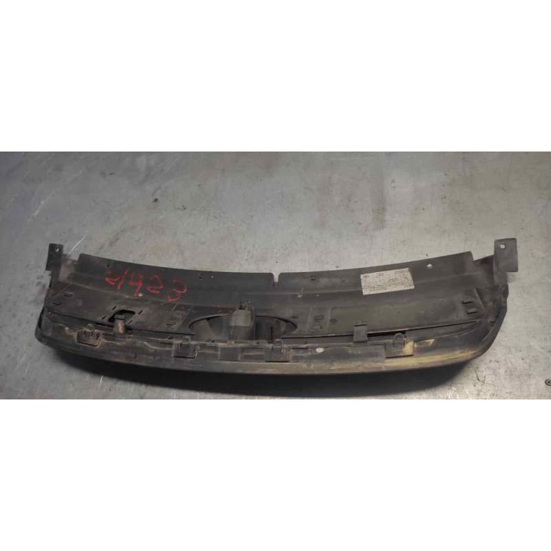Recambio de rejilla delantera central para ford c-max (cb3) ghia referencia OEM IAM - Negro 2