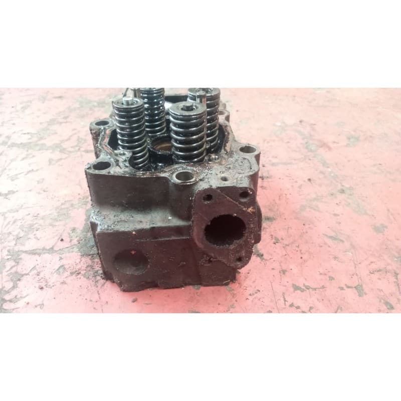Recambio de culata para scania 4 - series 114 l/380 referencia OEM IAM 1448282 2