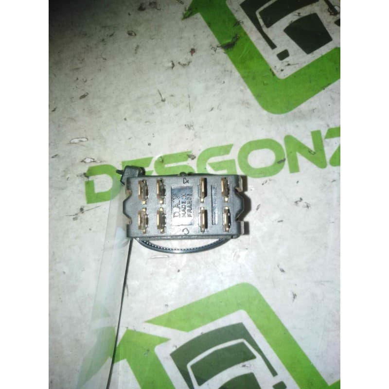 Recambio de warning para renault s 140/150/160.08/09/170.14 referencia OEM IAM 2
