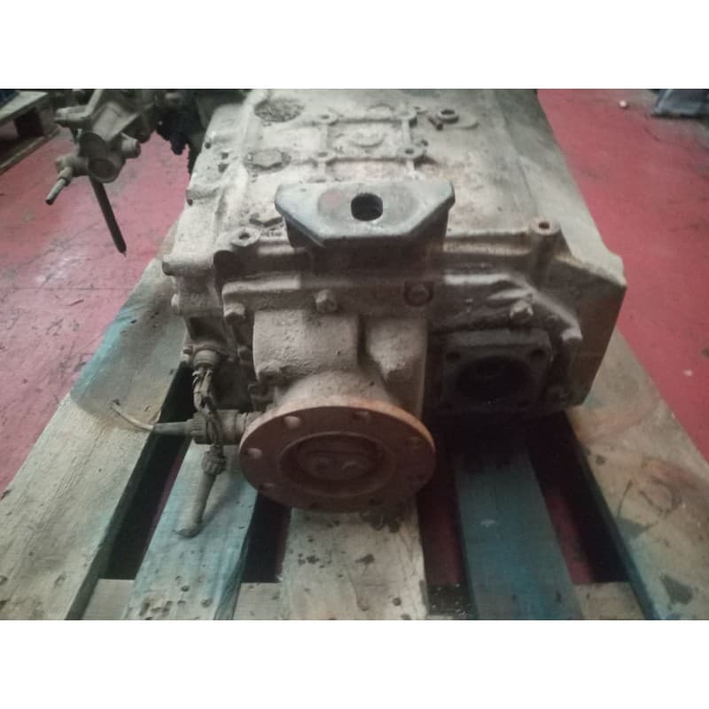 Recambio de caja cambios para pegaso mider 1223 referencia OEM IAM S690  1268003640 3