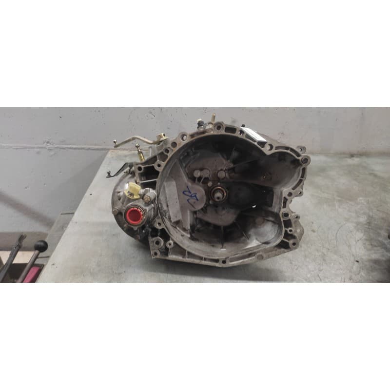 Recambio de caja cambios para peugeot 206 berlina xt referencia OEM IAM 20DL22 - Rojo