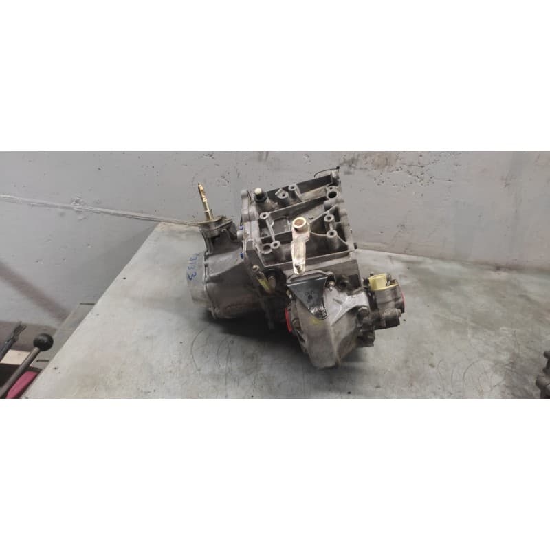 Recambio de caja cambios para peugeot 206 berlina xt referencia OEM IAM 20DL22 - Rojo 2