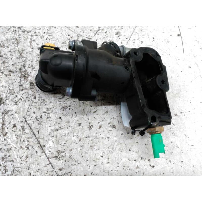 Recambio de cuerpo termostato para citroën c3 1.4 sx referencia OEM IAM 2