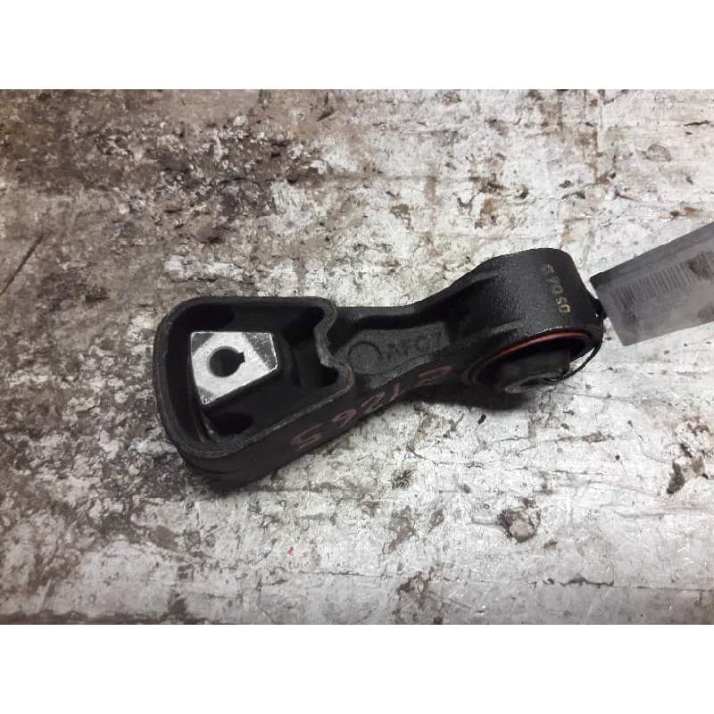 Recambio de soporte motor para peugeot 407 st sport referencia OEM IAM - Blanco 2