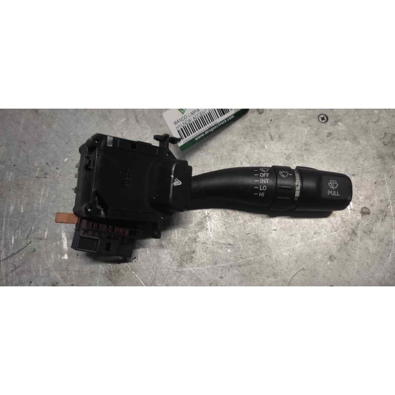 Recambio de mando limpia para hyundai accent (lc) crdi gl referencia OEM IAM 0319LHD