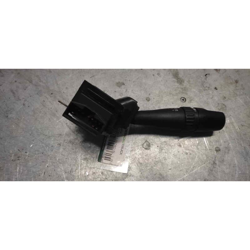 Recambio de mando limpia para hyundai accent (lc) crdi gl referencia OEM IAM 0319LHD 2