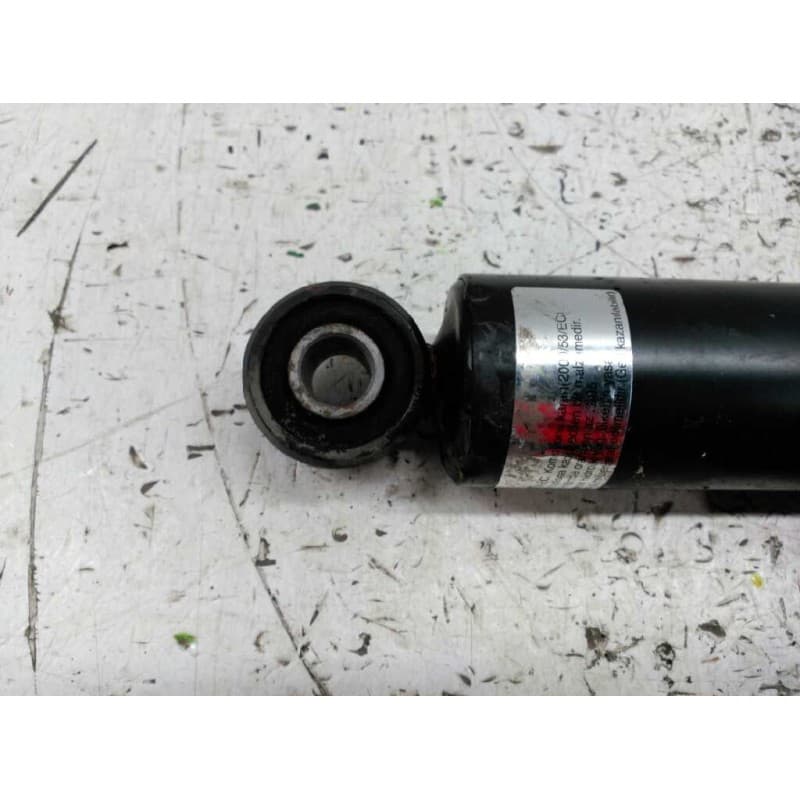 Recambio de amortiguador trasero derecho para hyundai h 1 referencia OEM IAM - Blanco 3