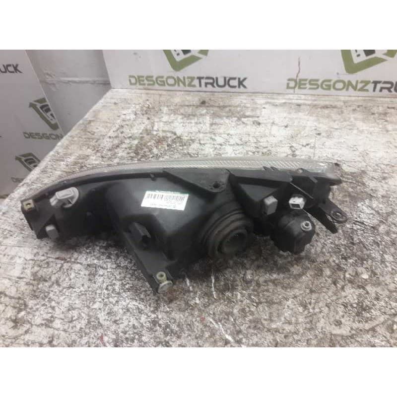 Recambio de faro derecho para peugeot 206 berlina x-line referencia OEM IAM