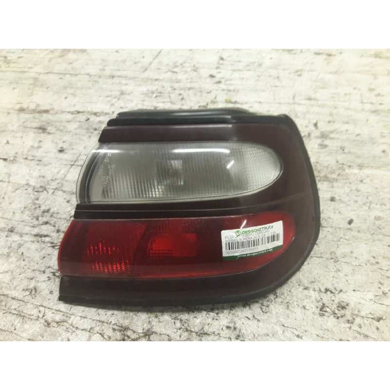 Recambio de piloto trasero derecho para nissan almera (n15) gx referencia OEM IAM - Rojo