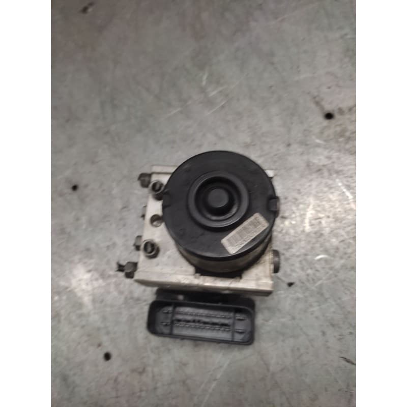 Recambio de abs para citroën c3 picasso attraction referencia OEM IAM 9675099980 - Blanco 2