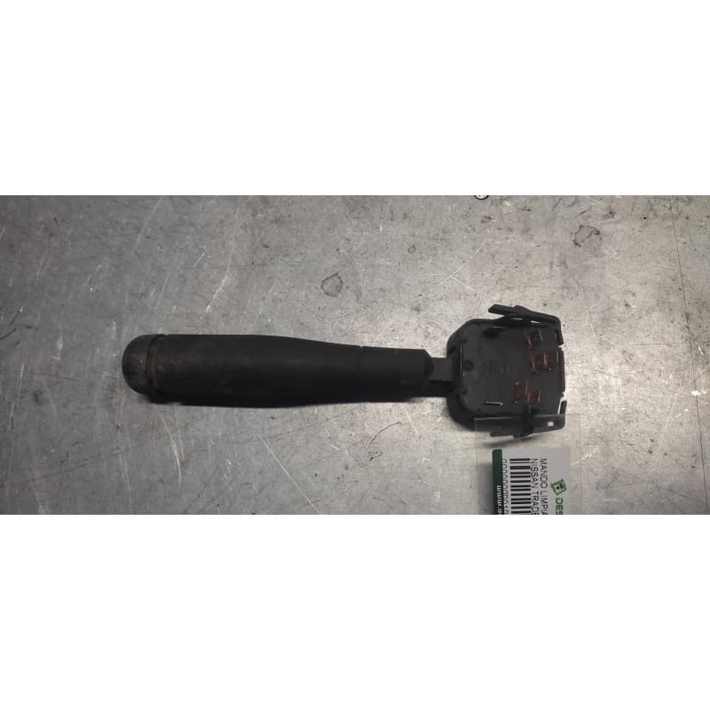 Recambio de mando limpia para nissan trade 100 chasis cabina referencia OEM IAM 2