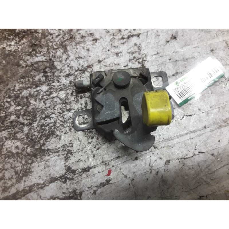Recambio de cerradura capot para fiat fiorino adventure sx kasten referencia OEM IAM - Blanco