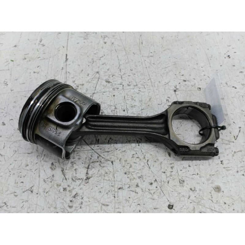 Recambio de piston para seat ibiza (6k1) select referencia OEM IAM  CON BIELA 2