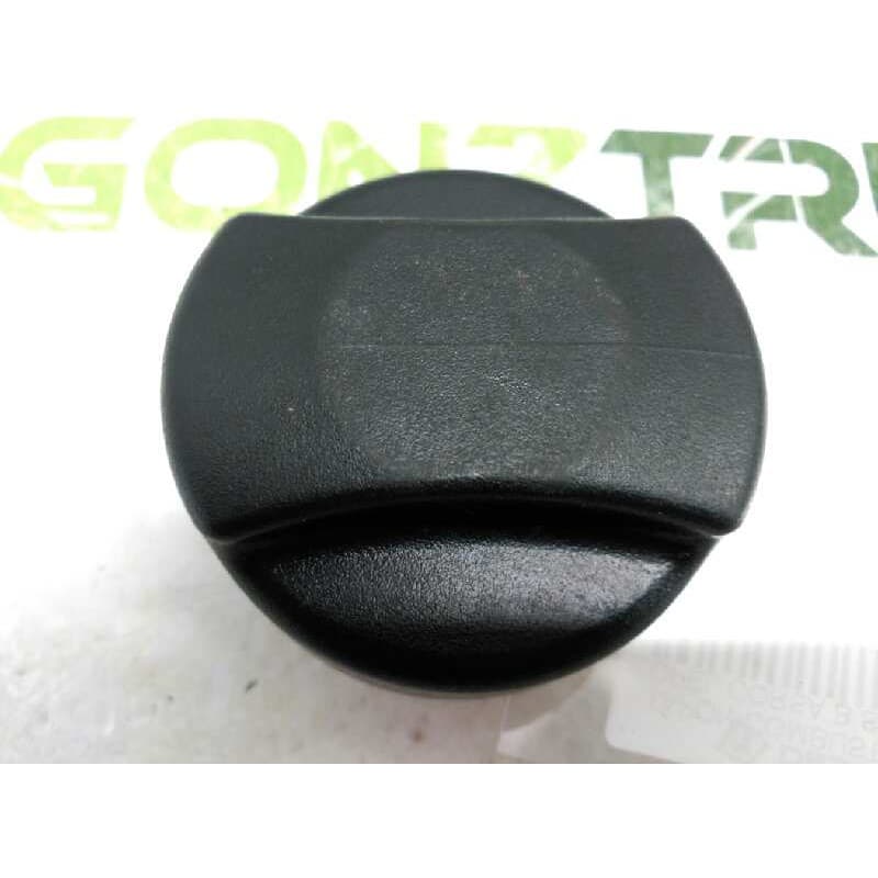 Recambio de tapon combustible para opel corsa b swing referencia OEM IAM 808345 - Rojo