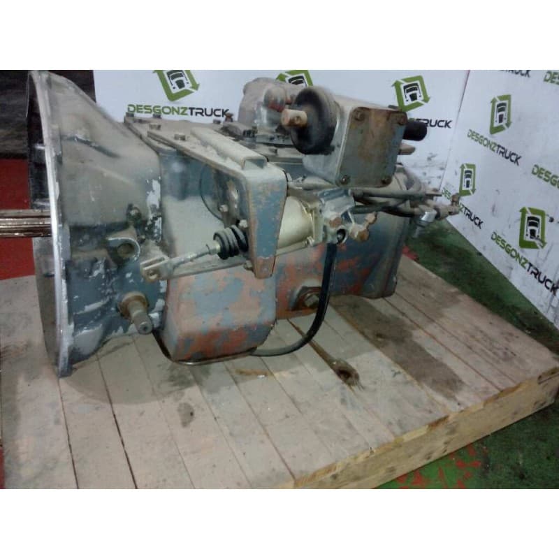 Recambio de caja cambios para pegaso trucks thecno 310 ... referencia OEM IAM RT09509A 3