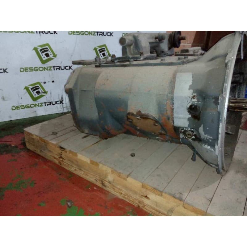 Recambio de caja cambios para pegaso trucks thecno 310 ... referencia OEM IAM RT09509A 4