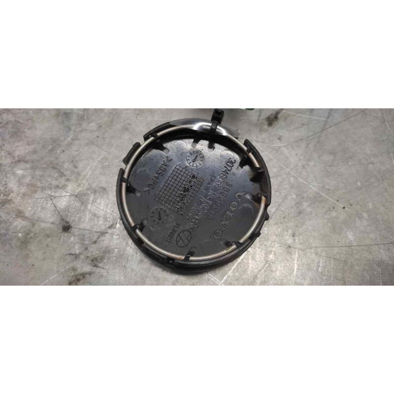 Recambio de tapacubos para volvo c30 referencia OEM IAM 30666913 2