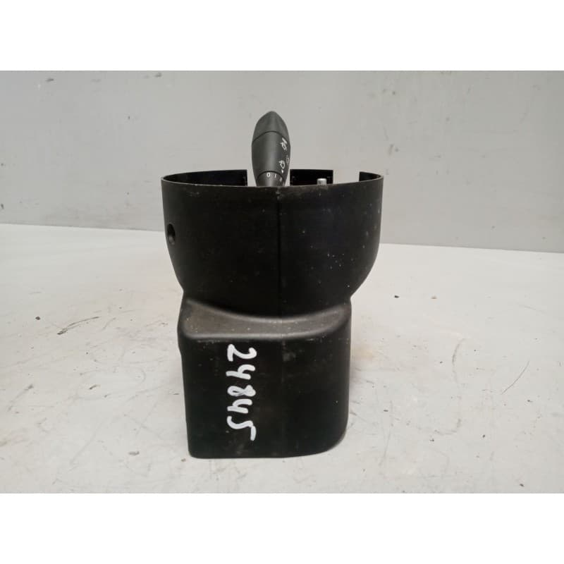 Recambio de mando limpia para riocar march 07 referencia OEM IAM 2816739051 - Blanco 3