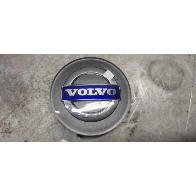 Recambio de tapacubos para volvo c30 referencia OEM IAM 30666913 2
