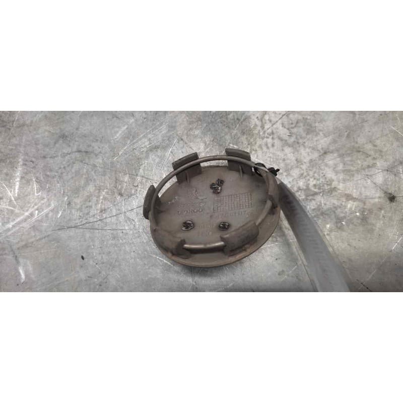 Recambio de tapacubos para peugeot 207 referencia OEM IAM 9639098380 4