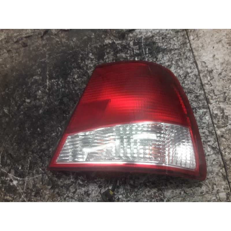 Recambio de piloto trasero derecho para hyundai accent (lc) crdi gl referencia OEM IAM